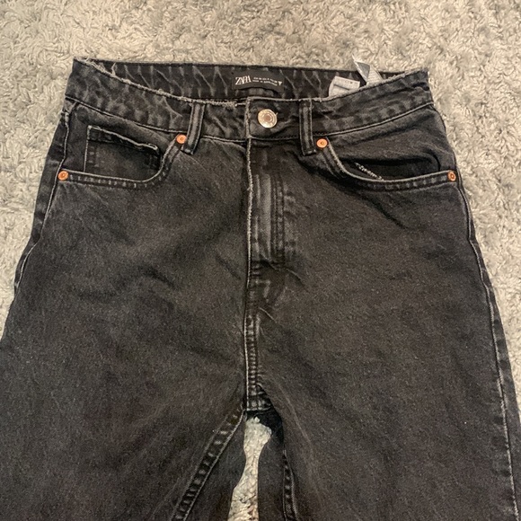 Zara faded black boyfriend jeans - Picture 2 of 4